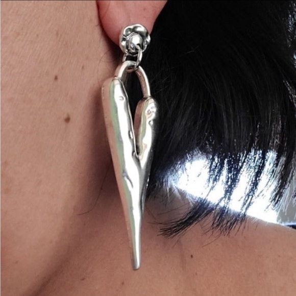 Melted Heart - Boho Earrings - Picture 9 of 9